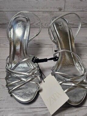 New SARA Silver Strappy High Heels Sandals Size 6/36 NWT Sexy Chic Dress Shoes